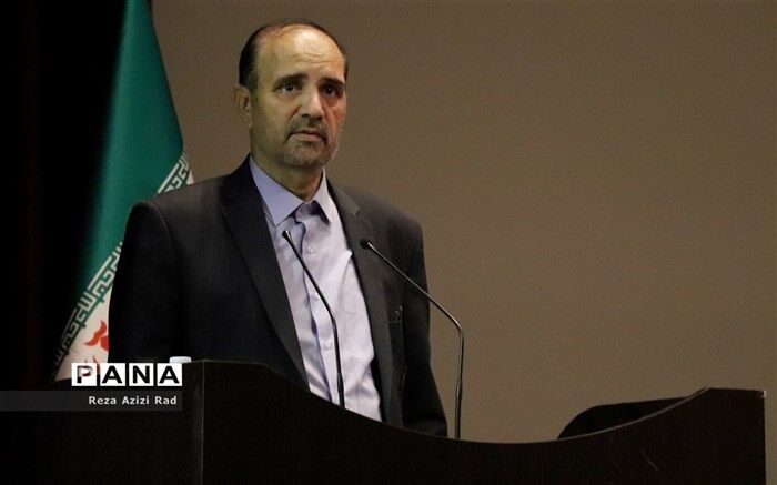 دستگاه تعلیم و تربیت اصلی‌ترین مکانی است که سرنوشت یک انسان را رقم می‌زند