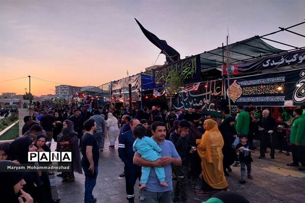 برپایی‌ مواکب‌ به‌منظور خدمتگزاری به زائران آقا امام رضا(ع)