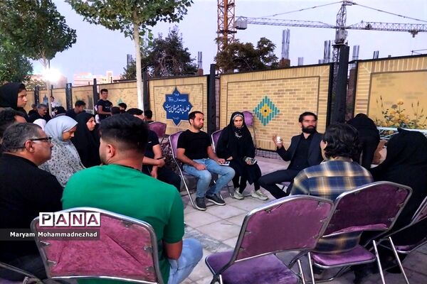 برپایی‌ مواکب‌ به‌منظور خدمتگزاری به زائران آقا امام رضا(ع)