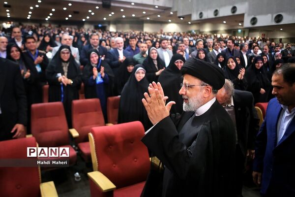 همایش مدیران مدارس سراسر کشور