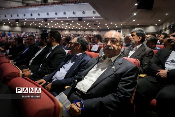 همایش مدیران مدارس سراسر کشور