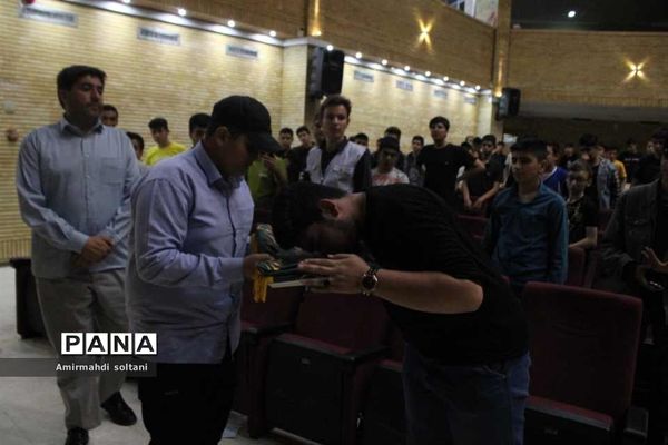 یاوران ولایت