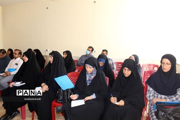 آموزش و ارتقاءتوانمندی‌های منابع انسانی معاونت پرورشی و فرهنگی