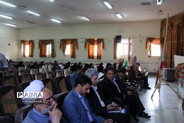 آموزش و ارتقاءتوانمندی‌های منابع انسانی معاونت پرورشی و فرهنگی