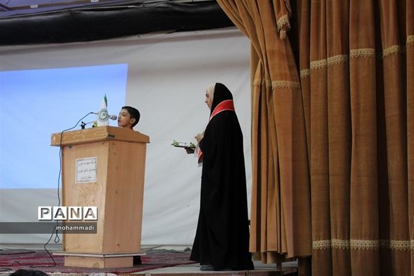 آموزش و ارتقاءتوانمندی‌های منابع انسانی معاونت پرورشی و فرهنگی