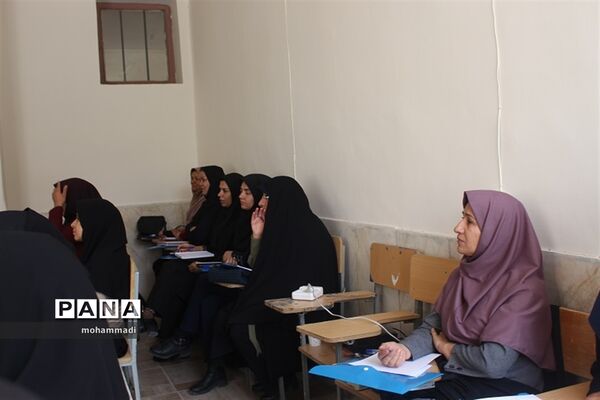 آموزش و ارتقاءتوانمندی‌های منابع انسانی معاونت پرورشی و فرهنگی