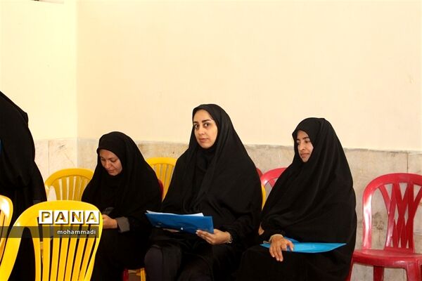 آموزش و ارتقاءتوانمندی‌های منابع انسانی معاونت پرورشی و فرهنگی