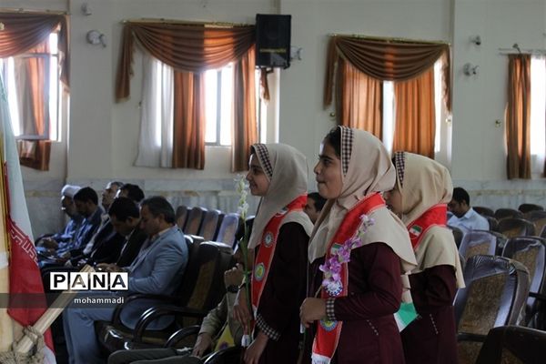 آموزش و ارتقاءتوانمندی‌های منابع انسانی معاونت پرورشی و فرهنگی