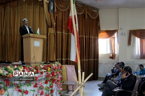 آموزش و ارتقاءتوانمندی‌های منابع انسانی معاونت پرورشی و فرهنگی