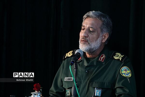 آیین رونمایی از کتاب تفحص‌شده «گمشده‌ای که پیدا بود»