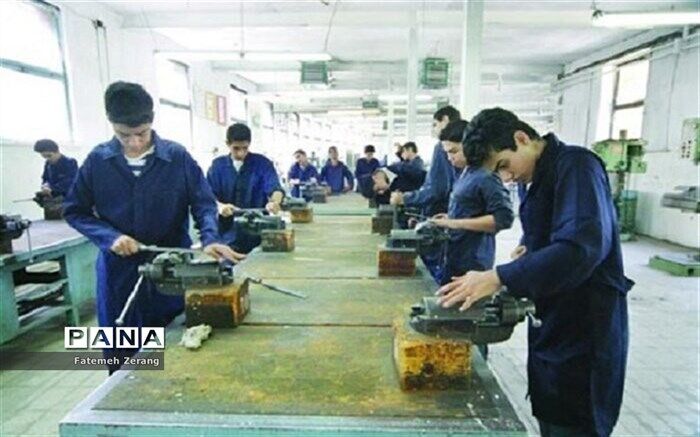 استفاده از جوانان خلاق و نوآور در مدیریت هنرستان‌ها در دستورکار ستاد بازگشایی مدارس