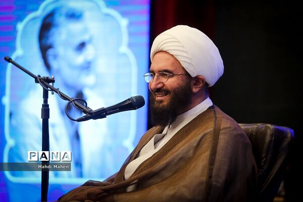 آیین افتتاحیه اجلاسیه دوم کنگره چهاردهم اتحادیه انجمن‌های اسلامی