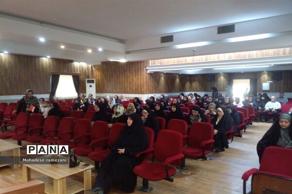 برگزاری جلسه معارفه مدیران و کادر جدید اجرایی  با اولیا