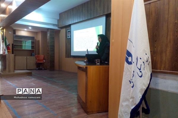 برگزاری جلسه معارفه مدیران و کادر جدید اجرایی  با اولیا