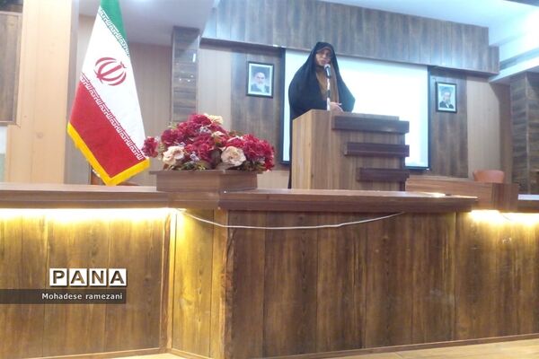 برگزاری جلسه معارفه مدیران و کادر جدید اجرایی  با اولیا