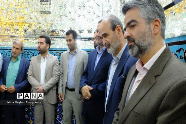 غبارروبی حرم مطهر حضرت جعفر بن موسی الکاظم (ع) شهرستان پیشوا