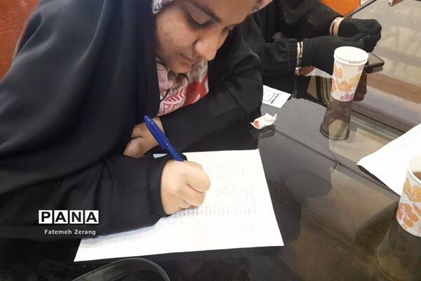 همایش فرماندهان واحدهای پوینده و پیشگام مسئولان واحد‌های بسیج دانش‌آموزی