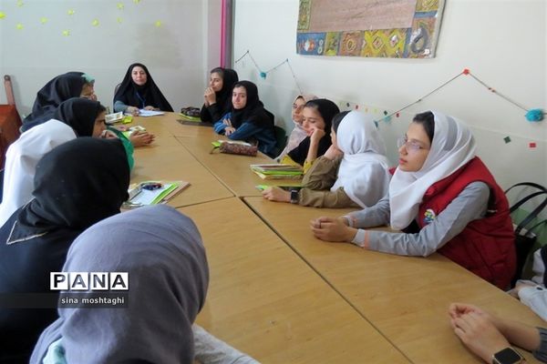 مرحله استانی ششمین دوره جشنواره کتابخوانی