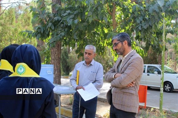 کلاس‌های آموزشی مهارتی. اردوی یاور‌مربیان عضو سازمان دانش‌آموزی استان اصفهان