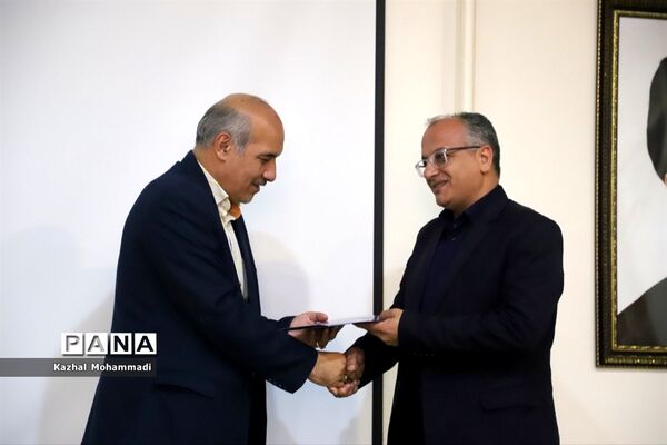 آخرین جلسه شورای اداری آموزش و پرورش گلستان پیش از آغاز سال تحصیلی جدید