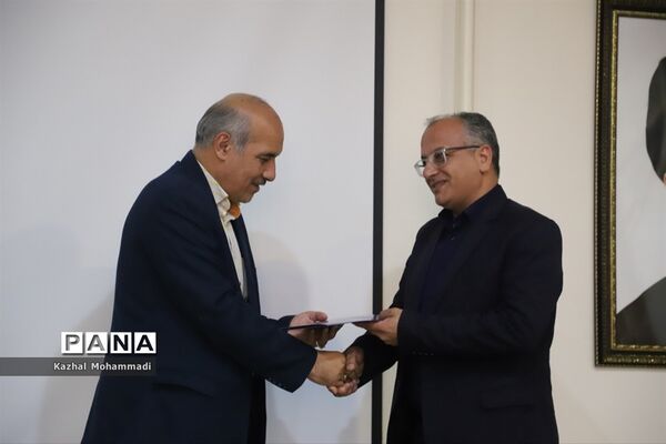آخرین جلسه شورای اداری آموزش و پرورش گلستان پیش از آغاز سال تحصیلی جدید