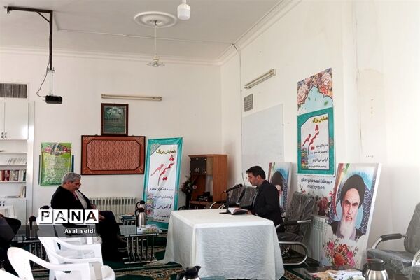 برگزاری همایش شمیم مهر ویژه مدیران مقطع متوسطه در دبیرستان نمونه دانش شهرستان کاشمر