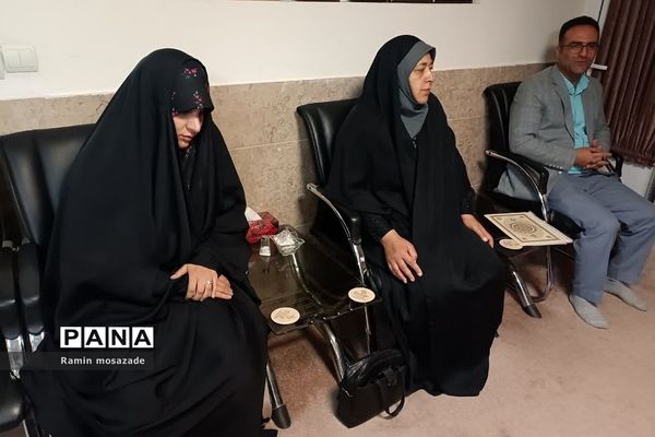 مراسم تقدیر از روحانیون طرح امین در رودهن