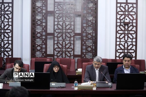 امضای تفاهم‌نامه همکاری  بین وزارت آموزش و پرورش و وزارت امور اقتصادی و دارایی