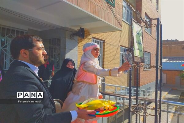 برگزاری جشن شکوفه‌های مدارس ملارد