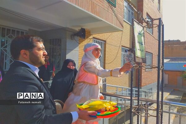 برگزاری جشن شکوفه‌های مدارس ملارد