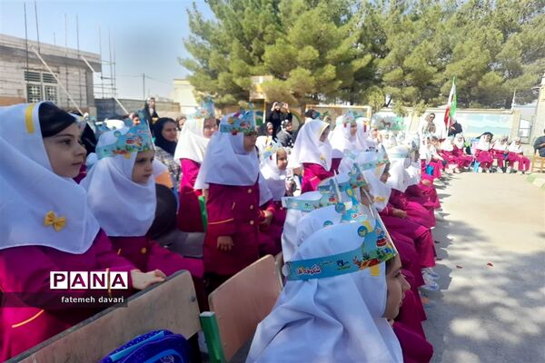 جشن شکوفه‌ها در شهرستان فاروج