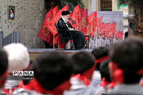 دیدار پیشکسوتان دفاع مقدس با رهبر انقلاب