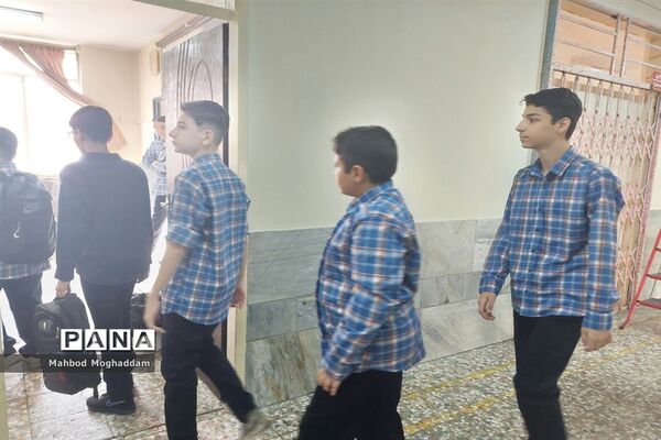 برگزاری جشن جوانه‌ها در دبیرستان شیخ فضل‌الله نوری منطقه ۱۳