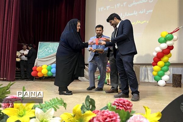 برگزاری جشن آغاز سال تحصیلی  دبستان پاسداران ناحیه یک یزد