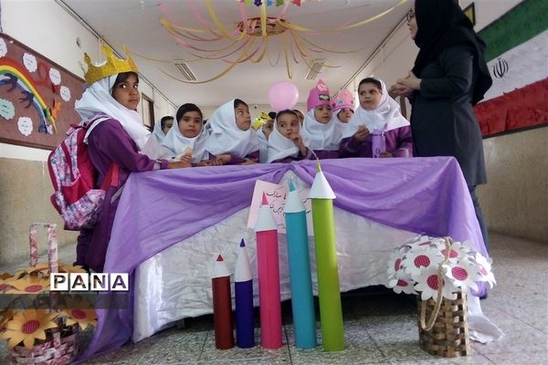 برگزاری جشن شکوفه‌ها در دبستان بوستان شهرستان بن