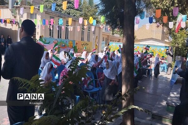جشن شکوفه ها در شهرستان مانه و سملقان