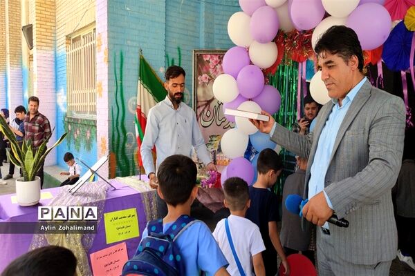 جشن شکوفه ها در مدرسه قائم نصیر شهر