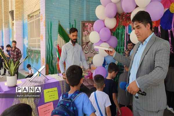 جشن شکوفه ها در مدرسه قائم نصیر شهر
