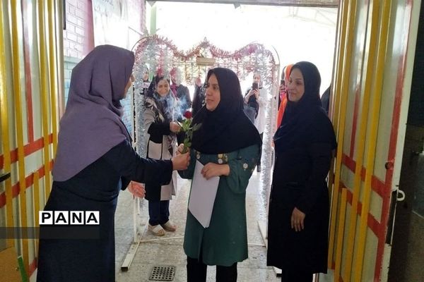 جشن شکوفه ها در دبستان شهید عطوان دزفول