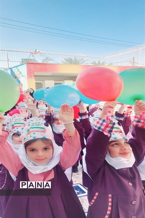جشن شکوفه‌ها در مدارس شادگان