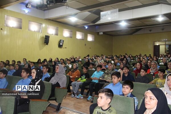 جشن جوانه‌ها ویژه پایه هفتم دبیرستان پسرانه شهید رجایی شهرستان بجنورد
