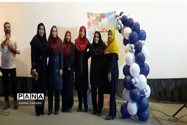 جشن شکوفه‌ها در دبستان شهدای فرهنگی ناحیه۷ مشهد مقدس
