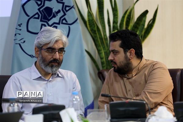 نشست هم اندیشی اولین جشنواره بین المللی رسانه خورشید