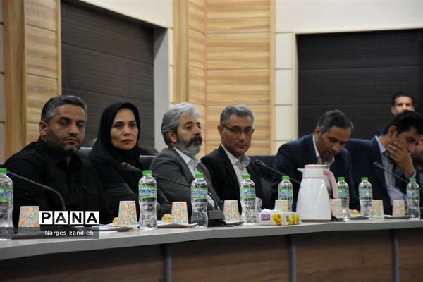 برگزاری جلسه شورای اداری در ملارد