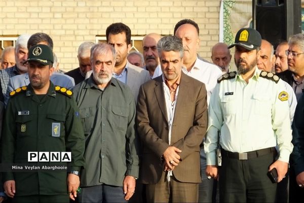 مزار شهدای گمنام شهرستان‌پیشوا گلباران شد