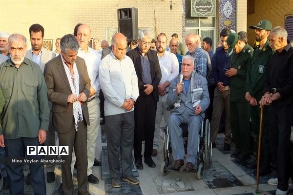 مزار شهدای گمنام شهرستان‌پیشوا گلباران شد