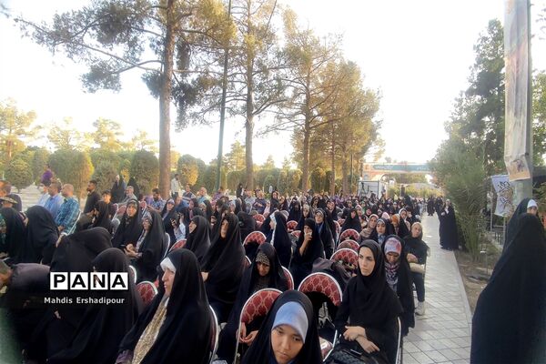 برگزاری مراسم زادروز شهیداصغرپاشاپور در گلزار شهدای تهران