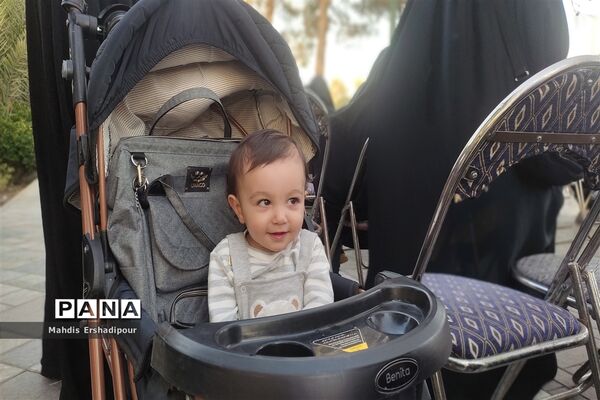برگزاری مراسم زادروز شهیداصغرپاشاپور در گلزار شهدای تهران