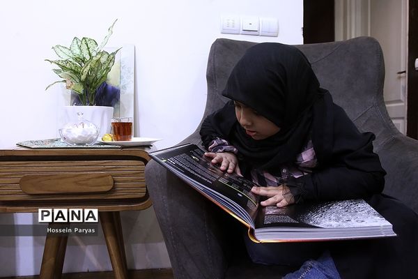 دیدار وزیر آموزش و پرورش با خانواده شهید مدافع امنیت، شهید پوریا احمدی