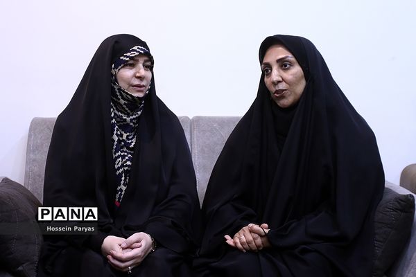 دیدار وزیر آموزش و پرورش با خانواده شهید مدافع امنیت، شهید پوریا احمدی